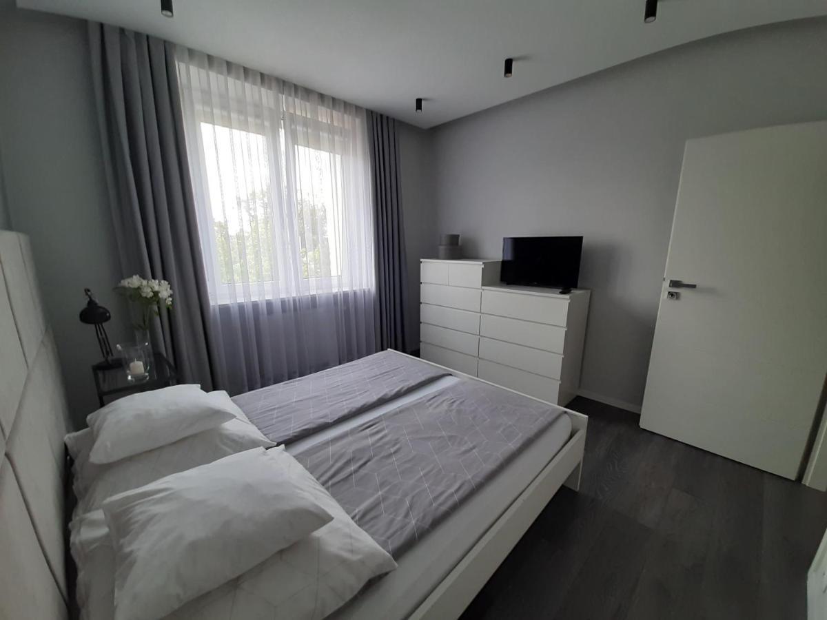 Apartament 63 Apartment Czestochowa Ngoại thất bức ảnh